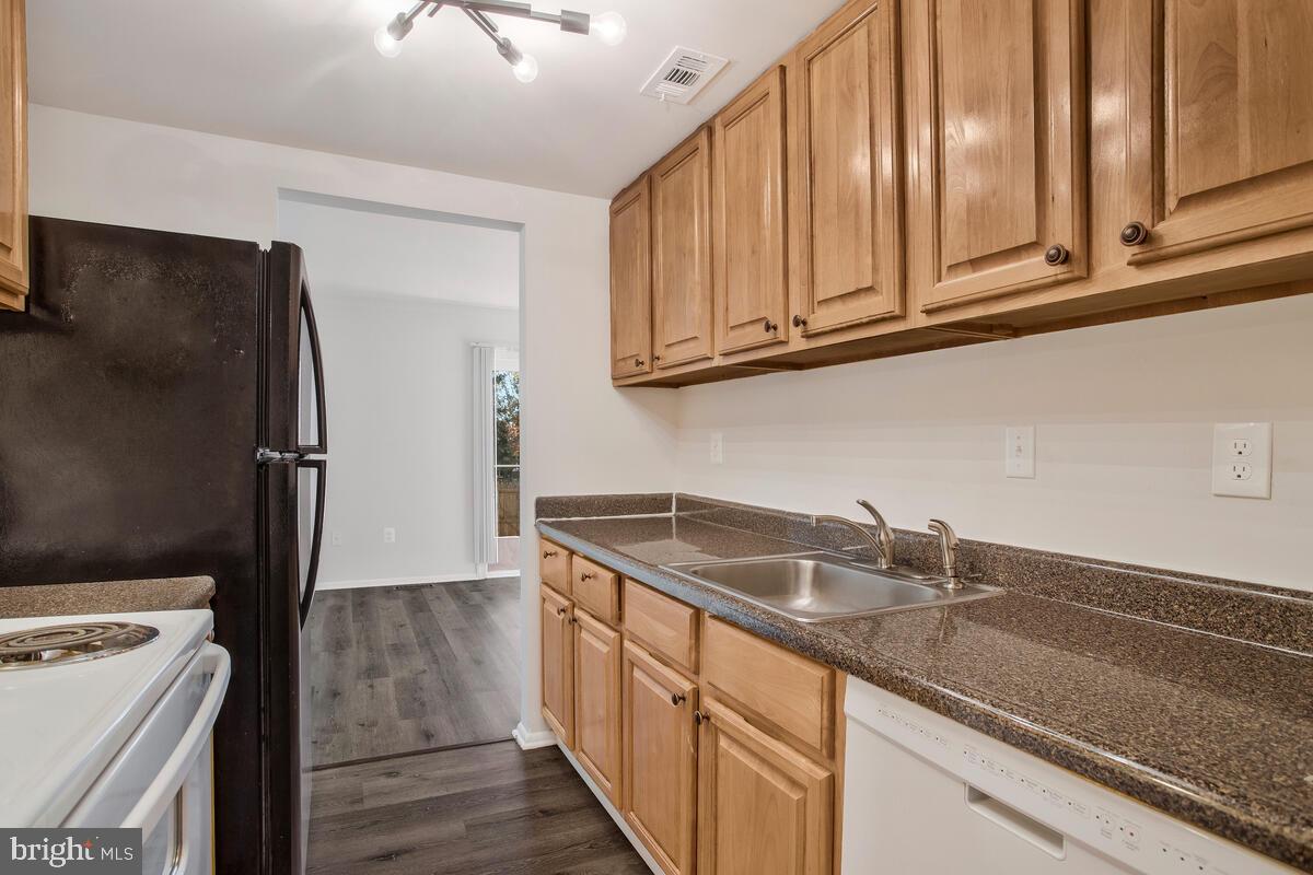 SPRING MEADOWS CONDO - Residential