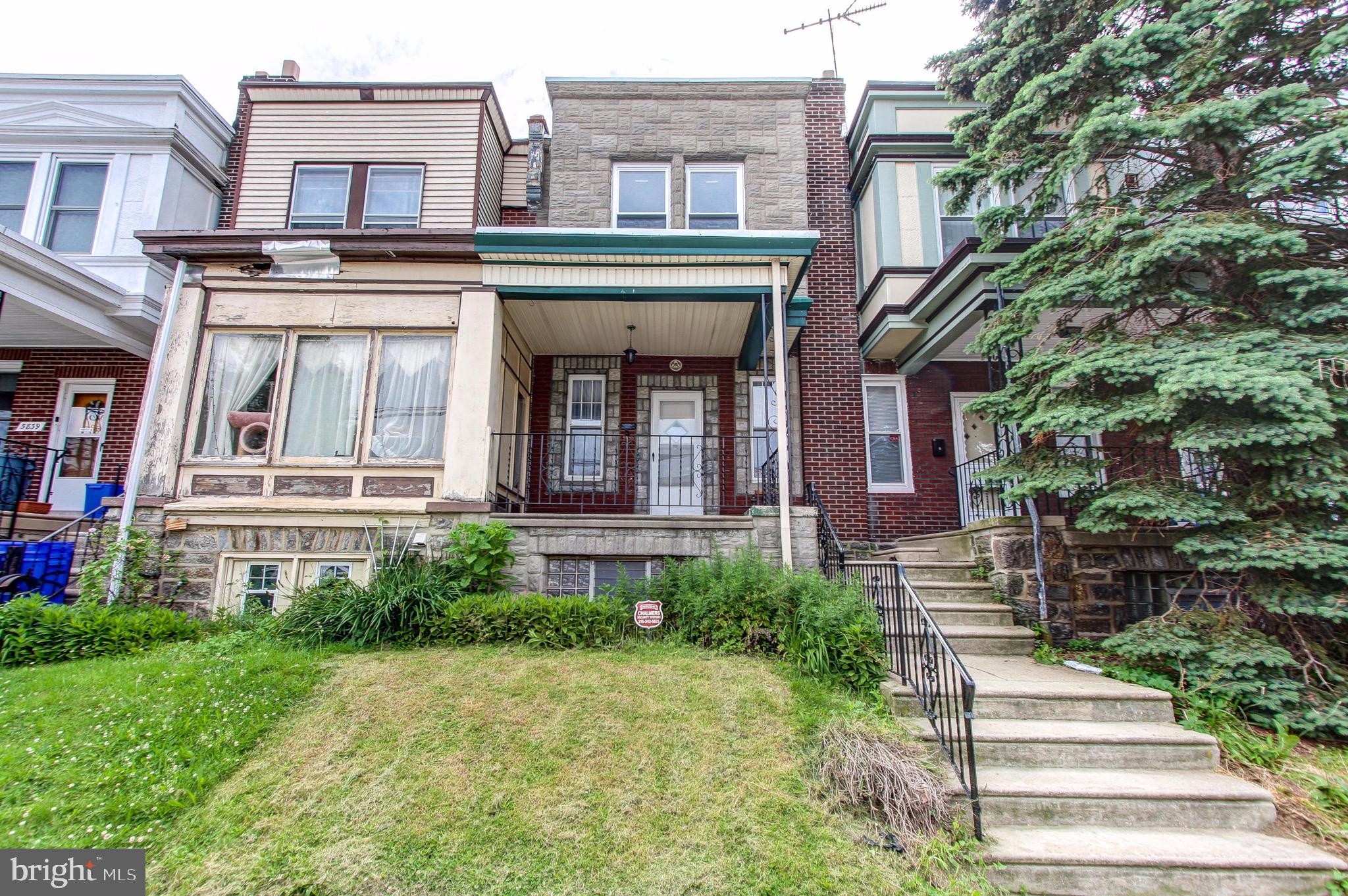 OXFORD CIRCLE - Residential