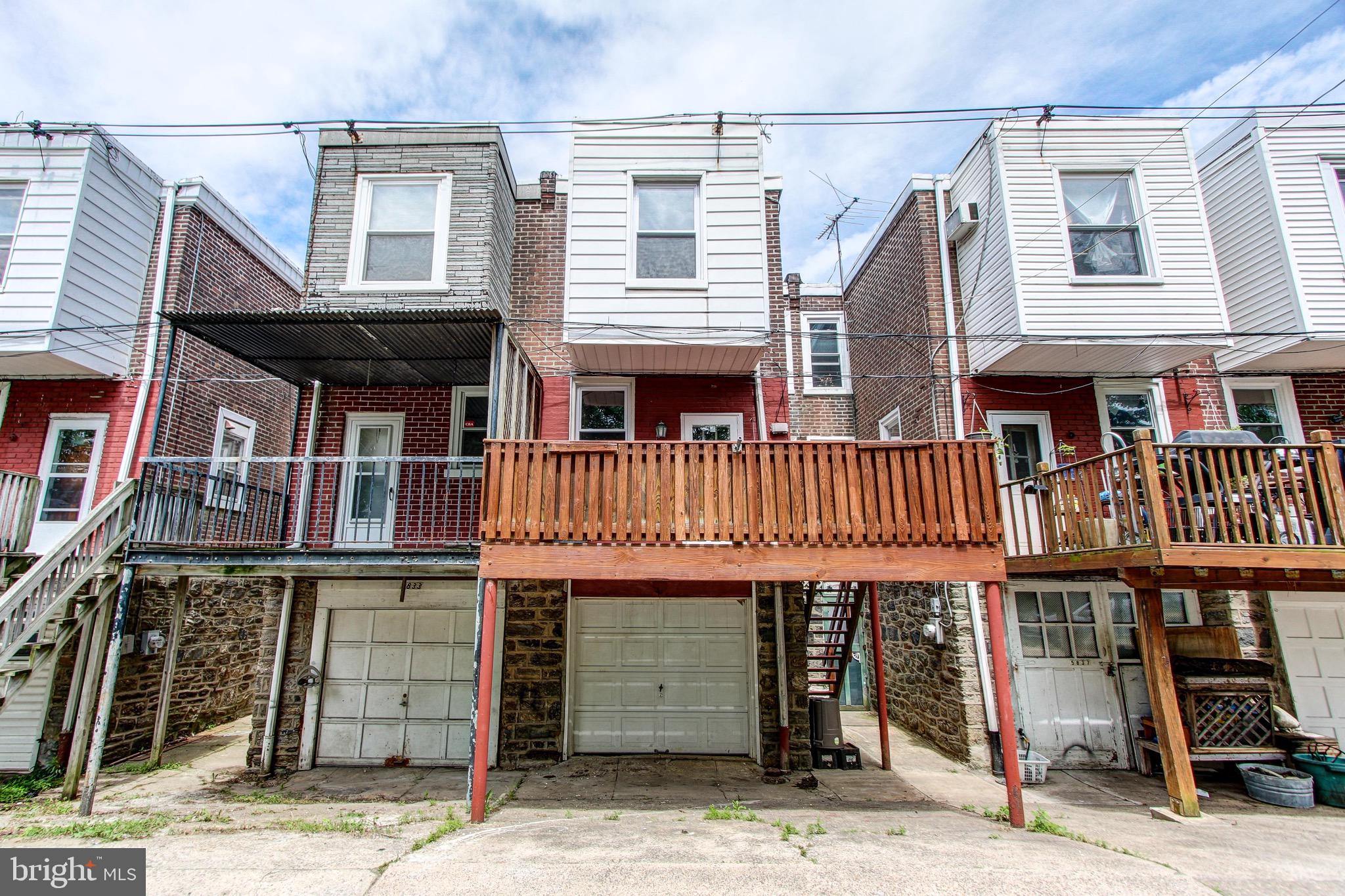 OXFORD CIRCLE - Residential