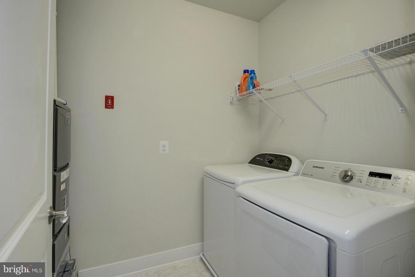 POTOMAC YARD - Residential Lease