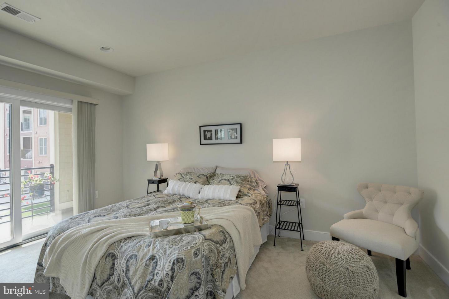 POTOMAC YARD - Residential Lease