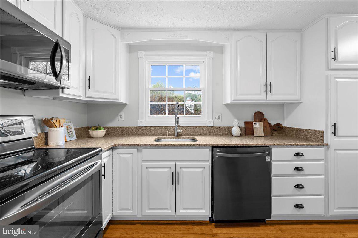 RAINTREE - Residential