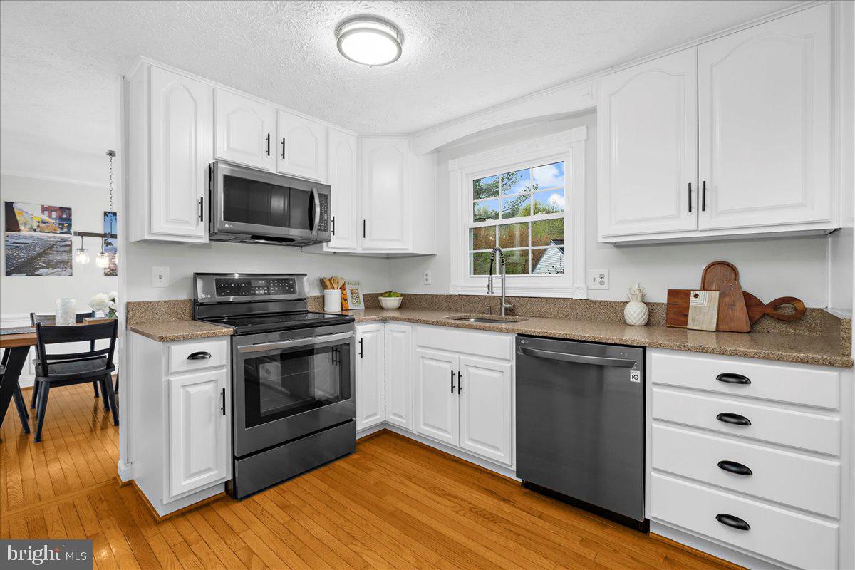 RAINTREE - Residential