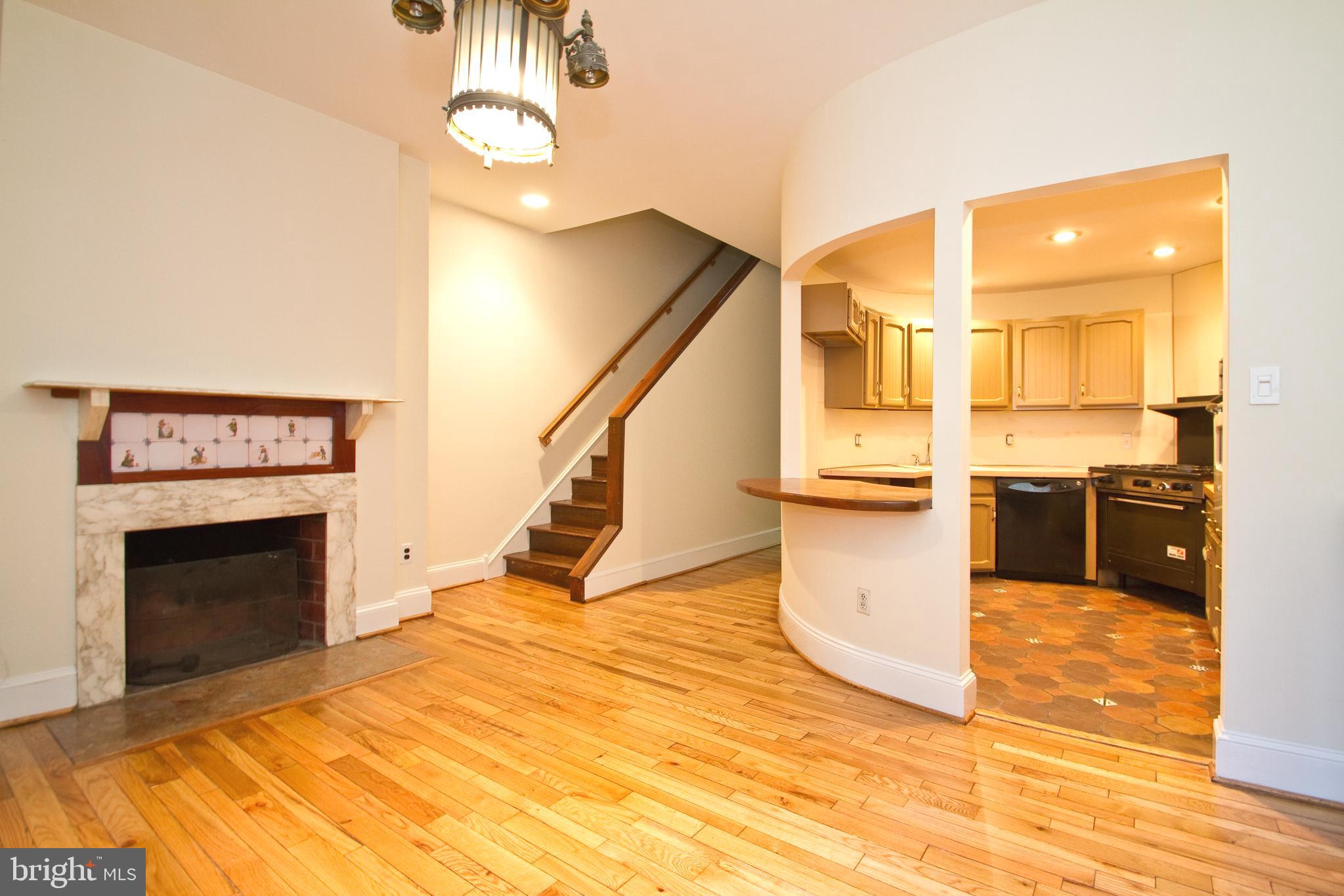 WASHINGTON SQ WEST - Residential