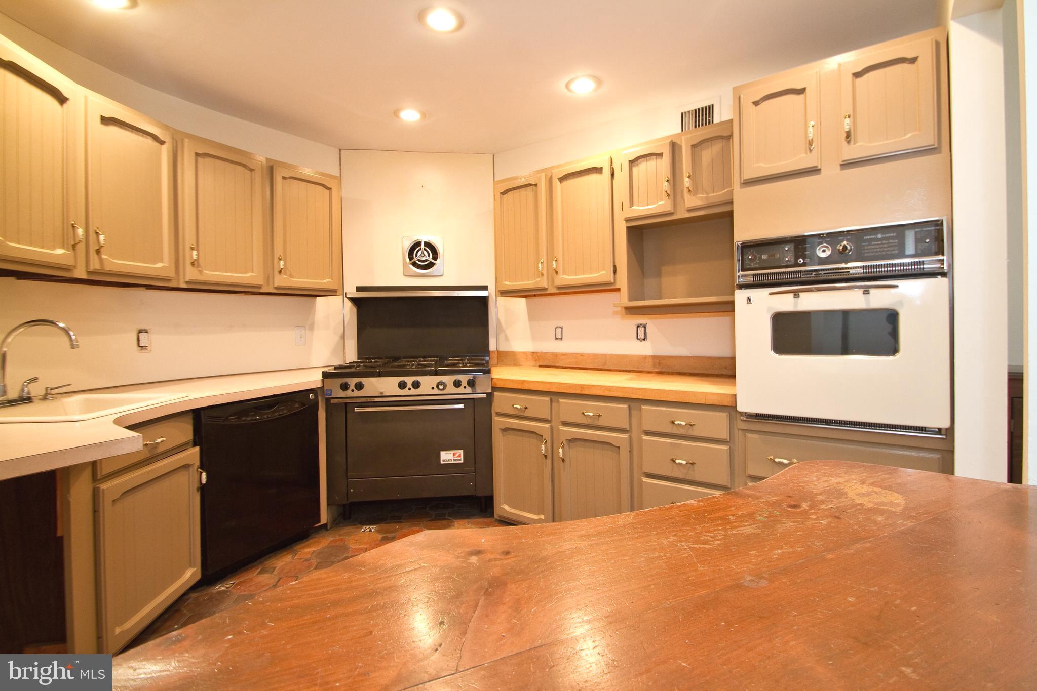 WASHINGTON SQ WEST - Residential