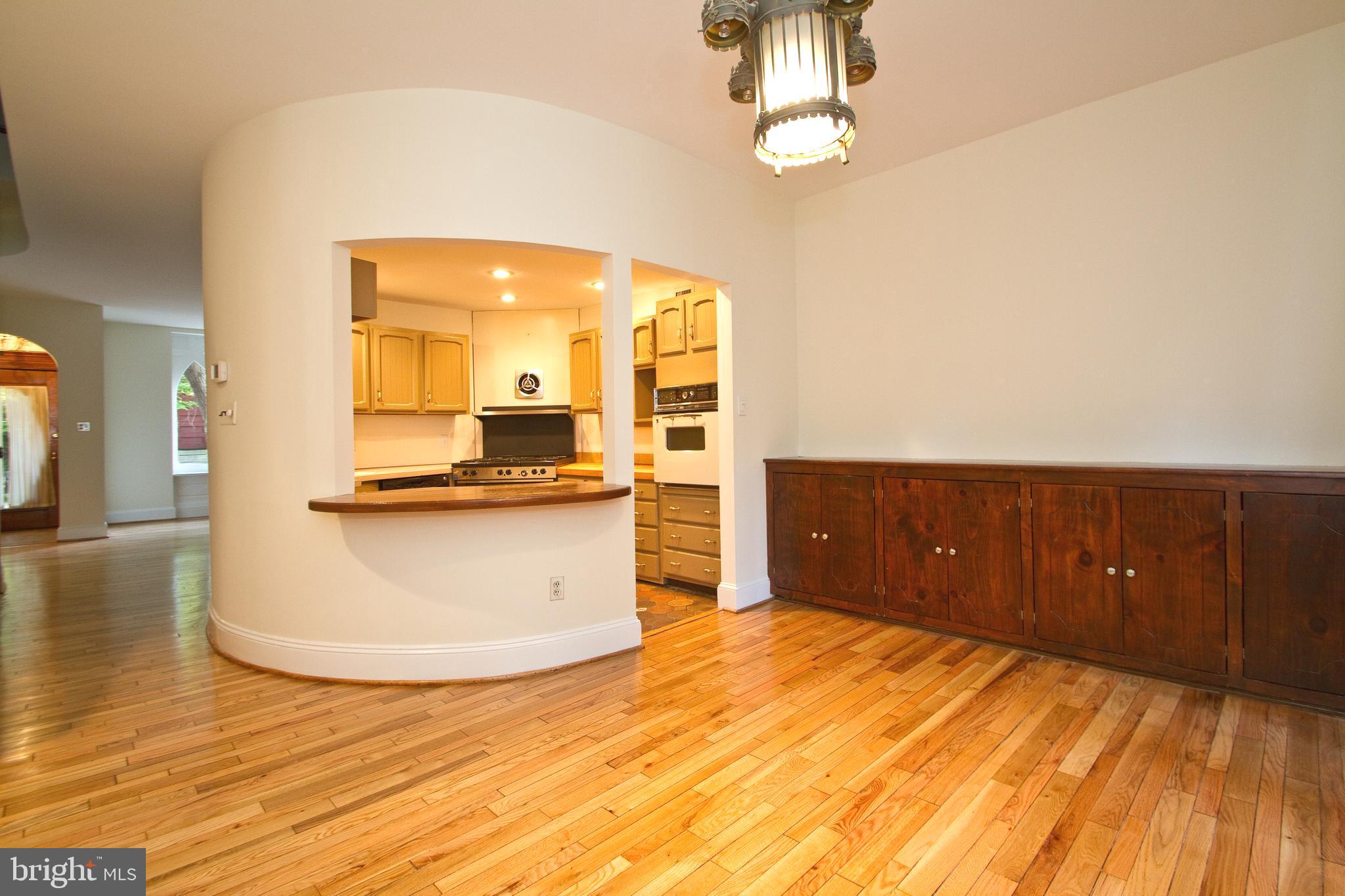 WASHINGTON SQ WEST - Residential