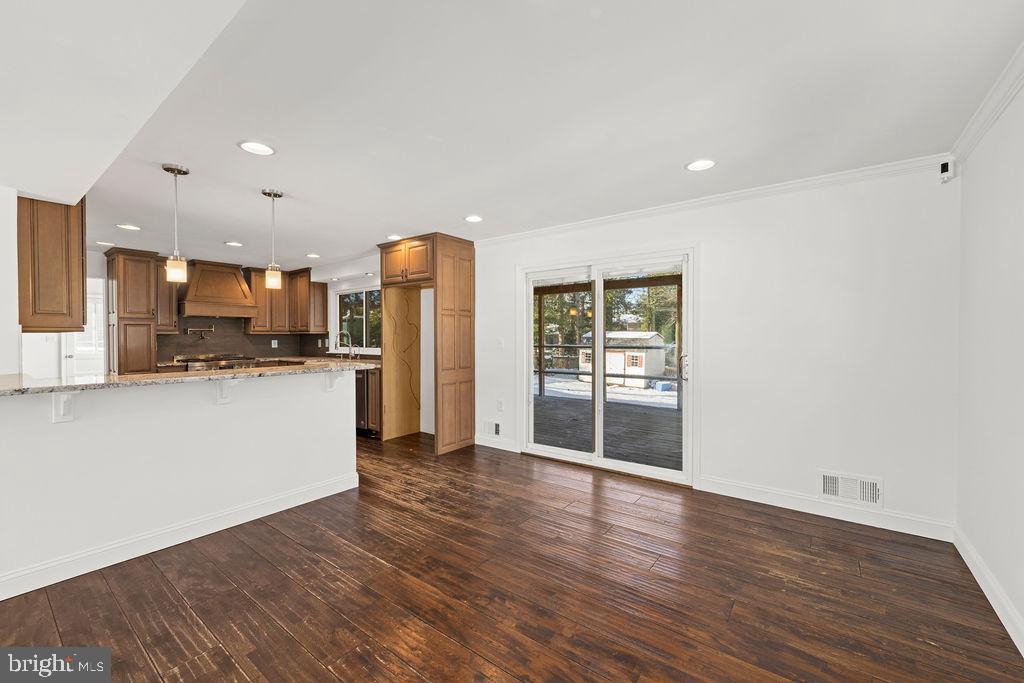 OAKLEIGH FOREST - Residential