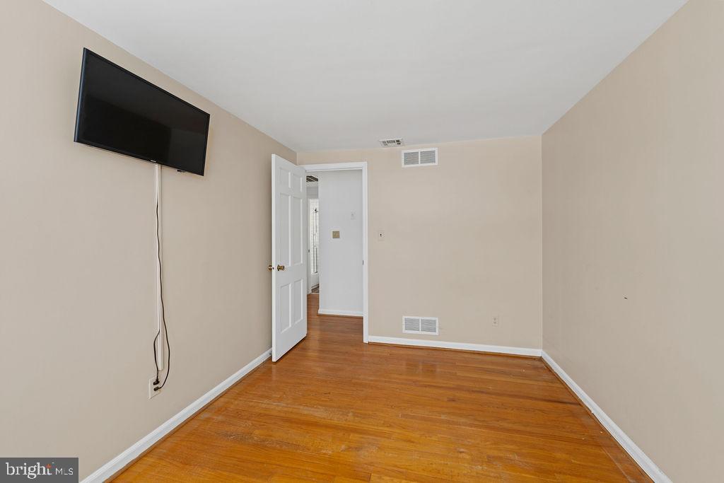 OAKLEIGH FOREST - Residential