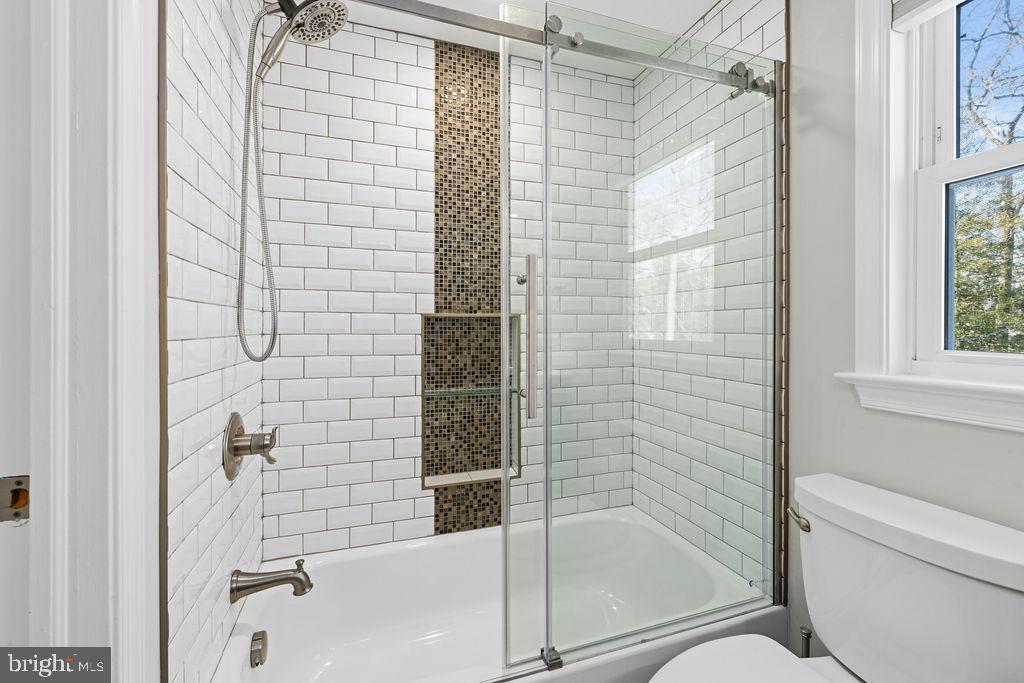 OAKLEIGH FOREST - Residential