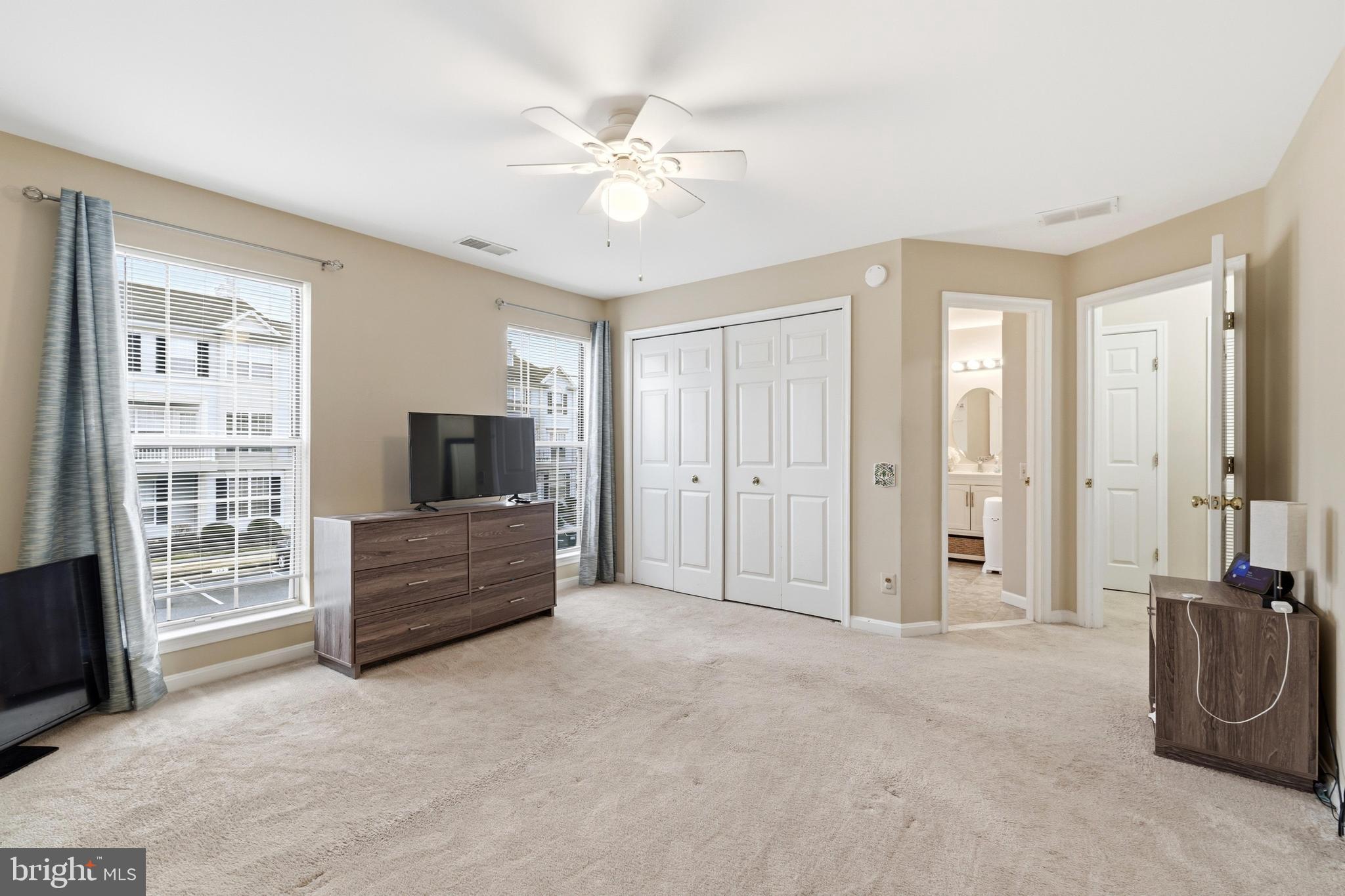 GUNSTON CORNER - Residential