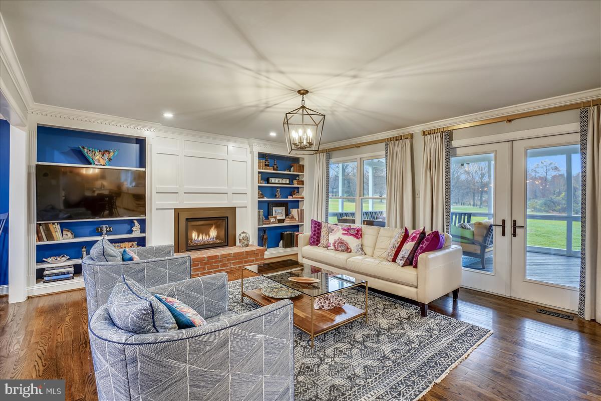 GLENELG MANOR ESTATES - Residential