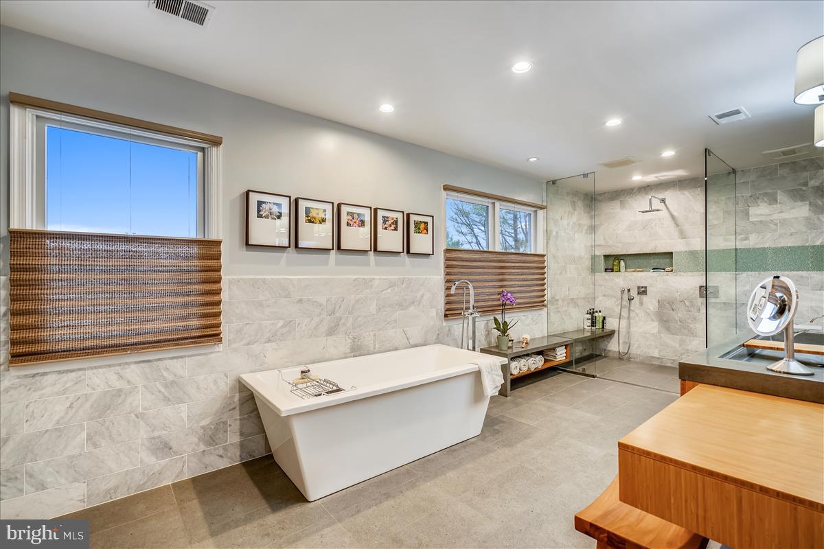 GLENELG MANOR ESTATES - Residential