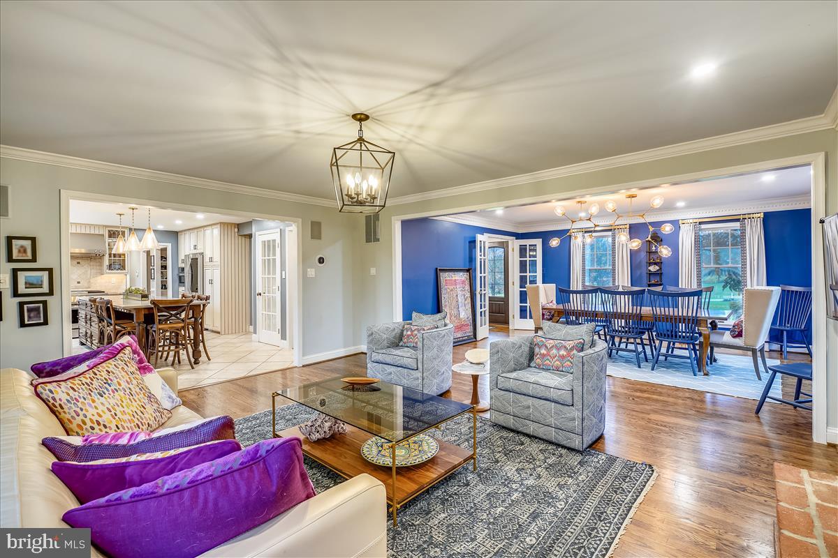 GLENELG MANOR ESTATES - Residential