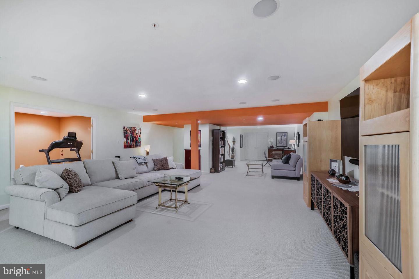 THE VILLAGE AT COLLINGTON - Residential Lease