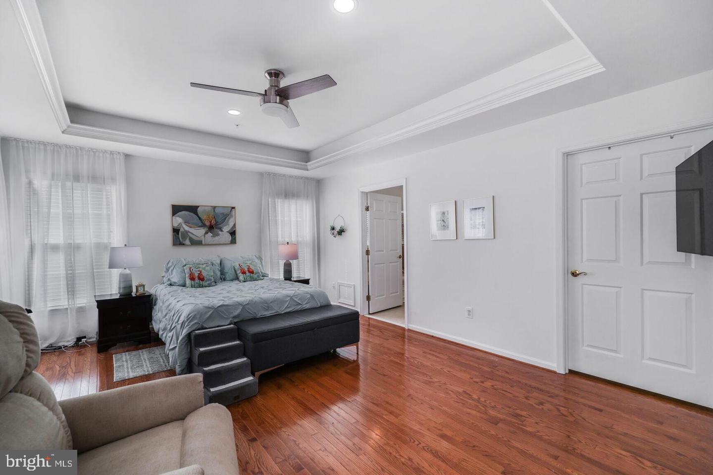 THE VILLAGE AT COLLINGTON - Residential Lease