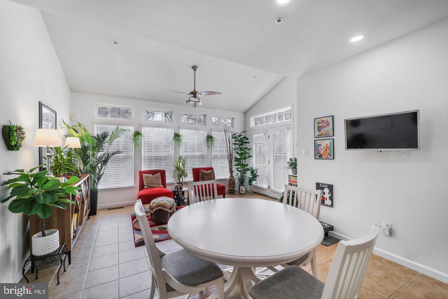 THE VILLAGE AT COLLINGTON - Residential Lease