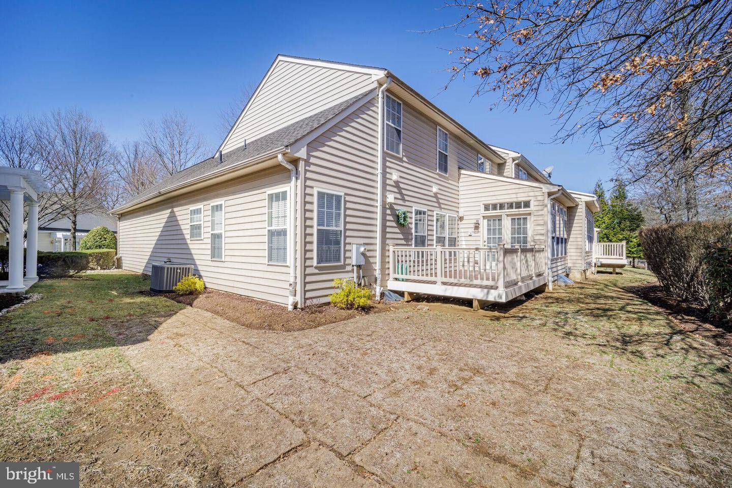 THE VILLAGE AT COLLINGTON - Residential Lease