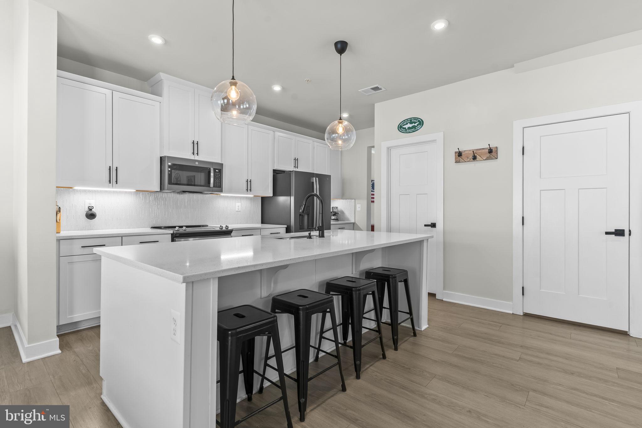 HERITAGE WOODS - Residential