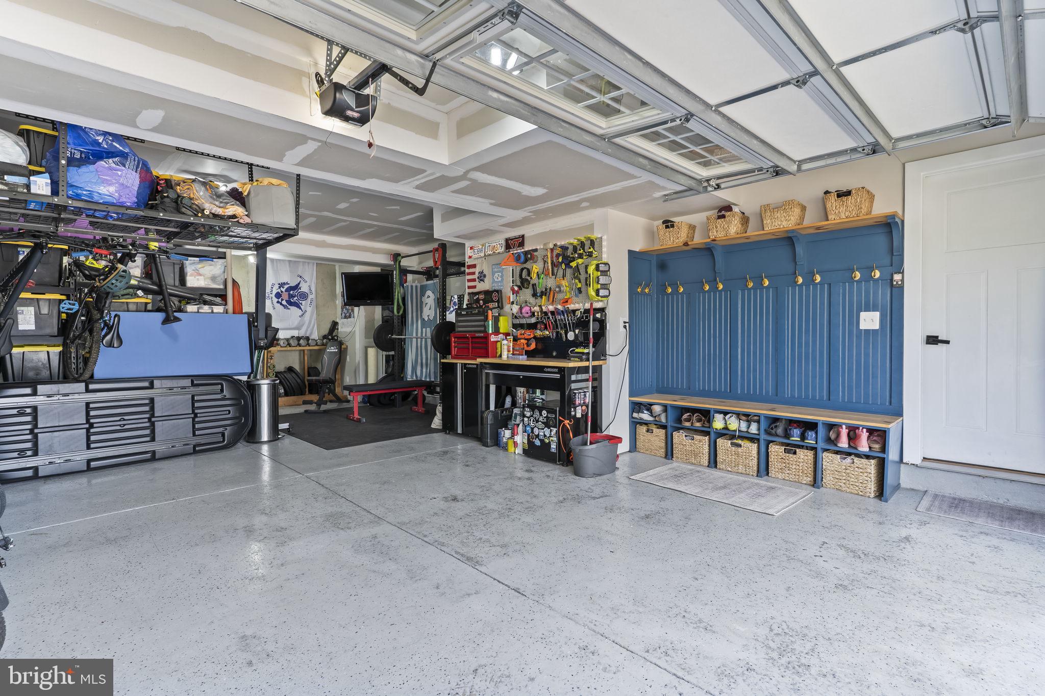 HERITAGE WOODS - Residential