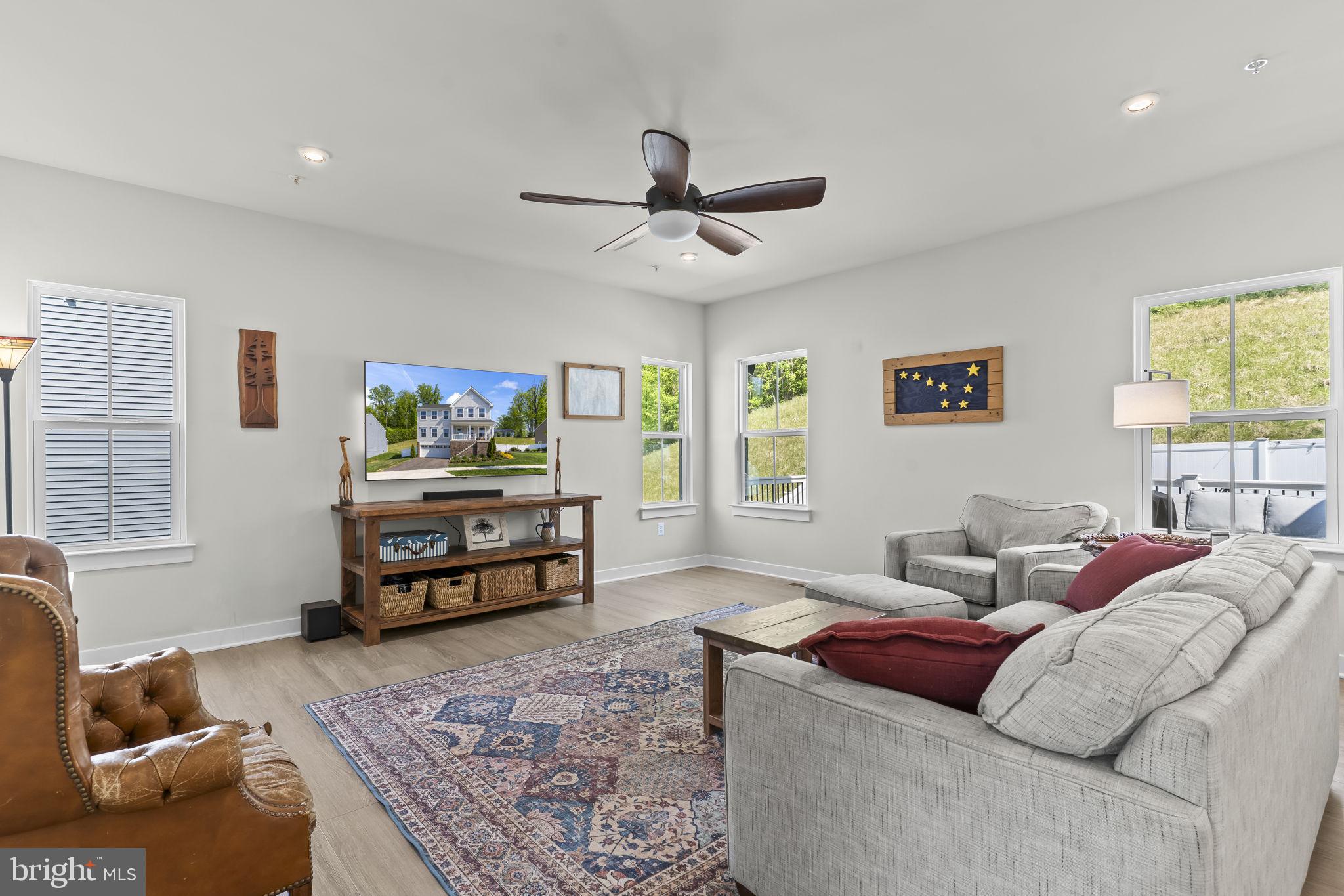 HERITAGE WOODS - Residential