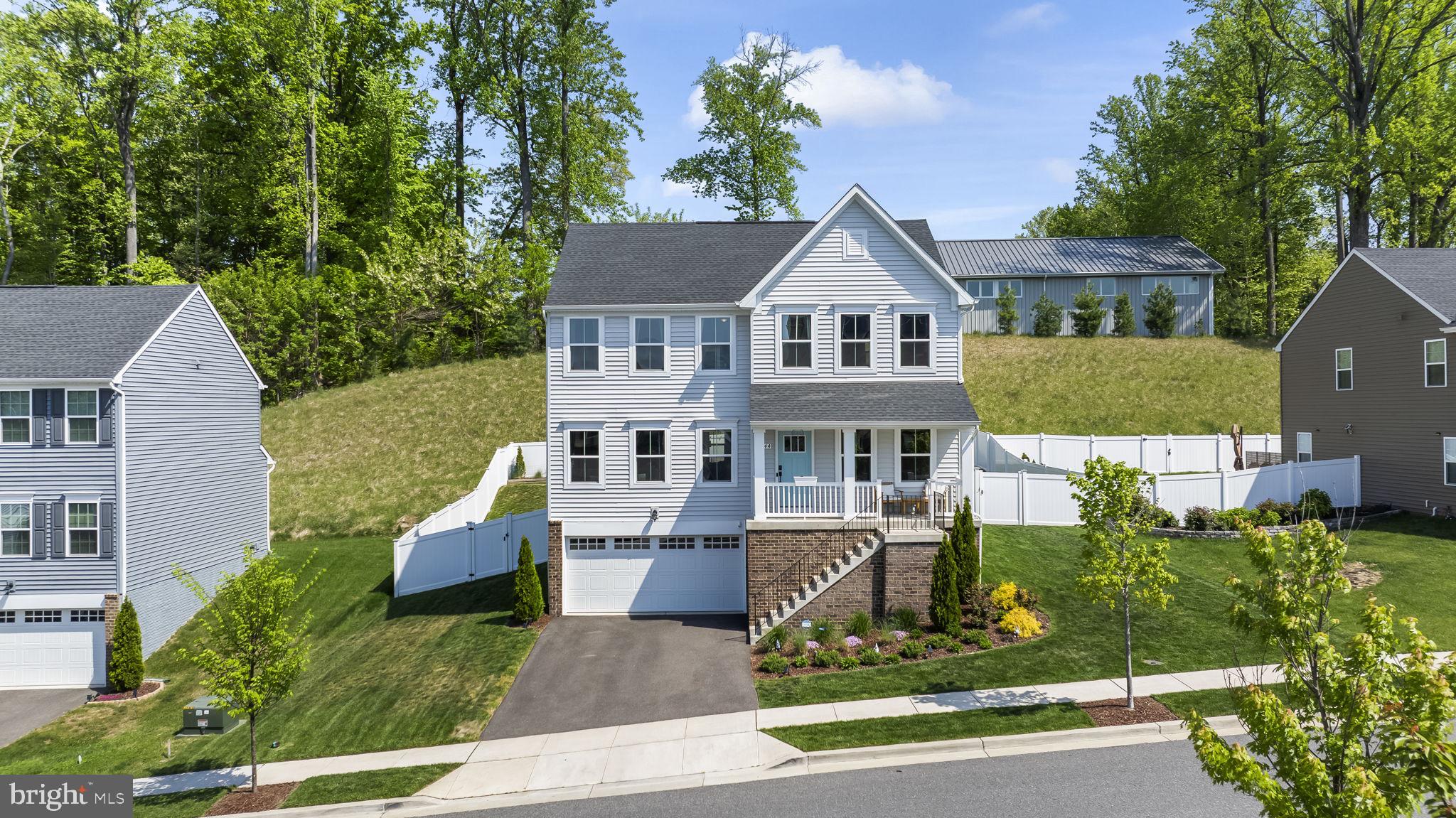 HERITAGE WOODS - Residential