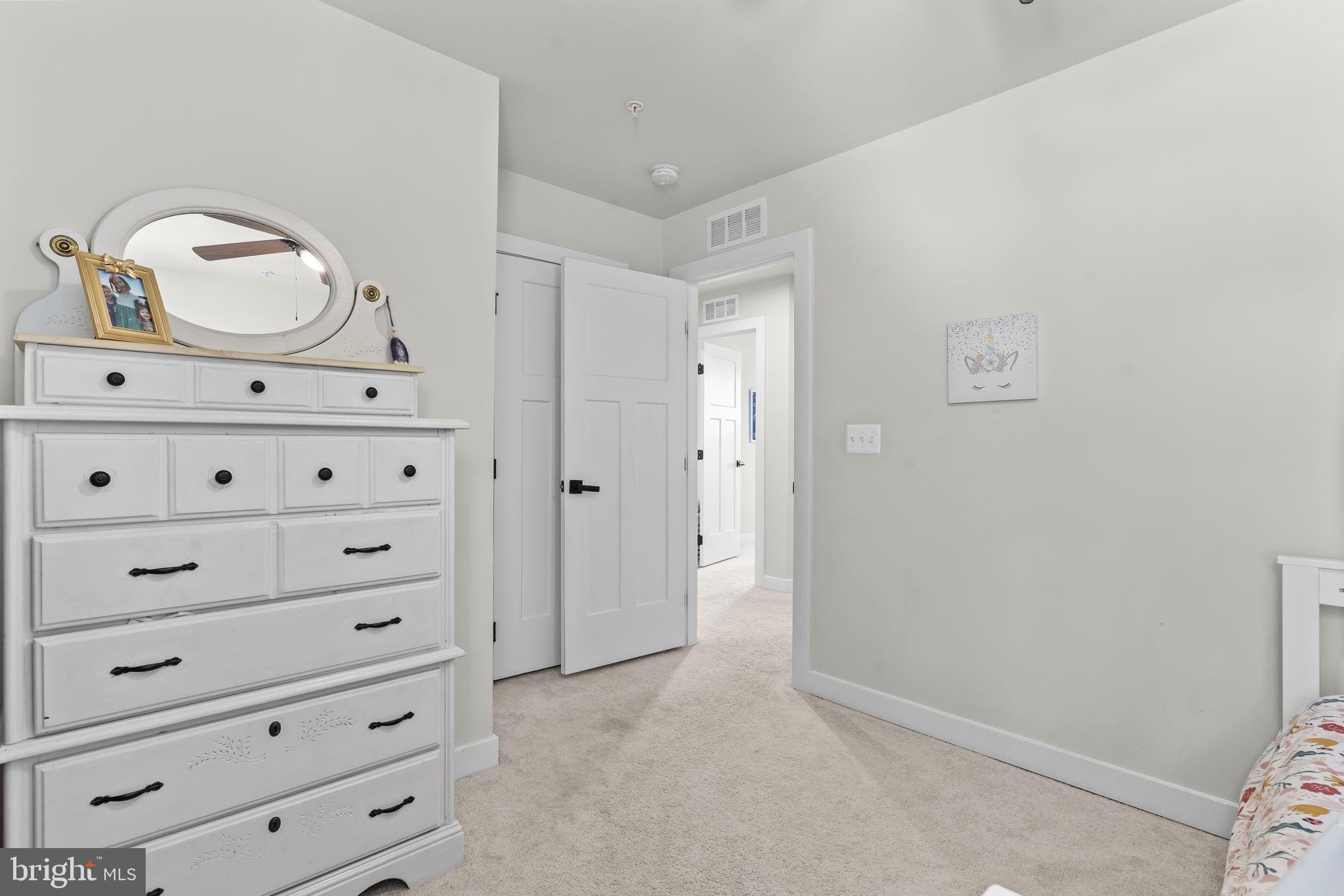 HERITAGE WOODS - Residential