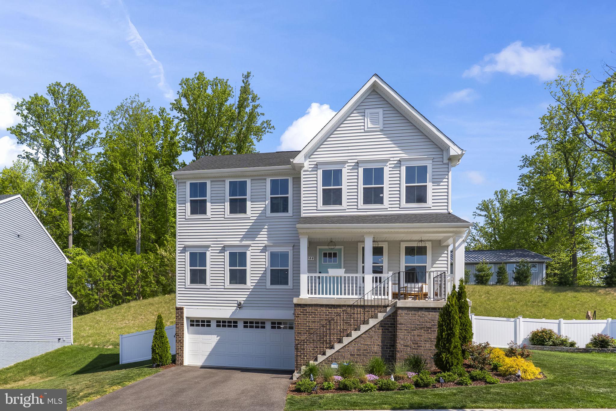 HERITAGE WOODS - Residential