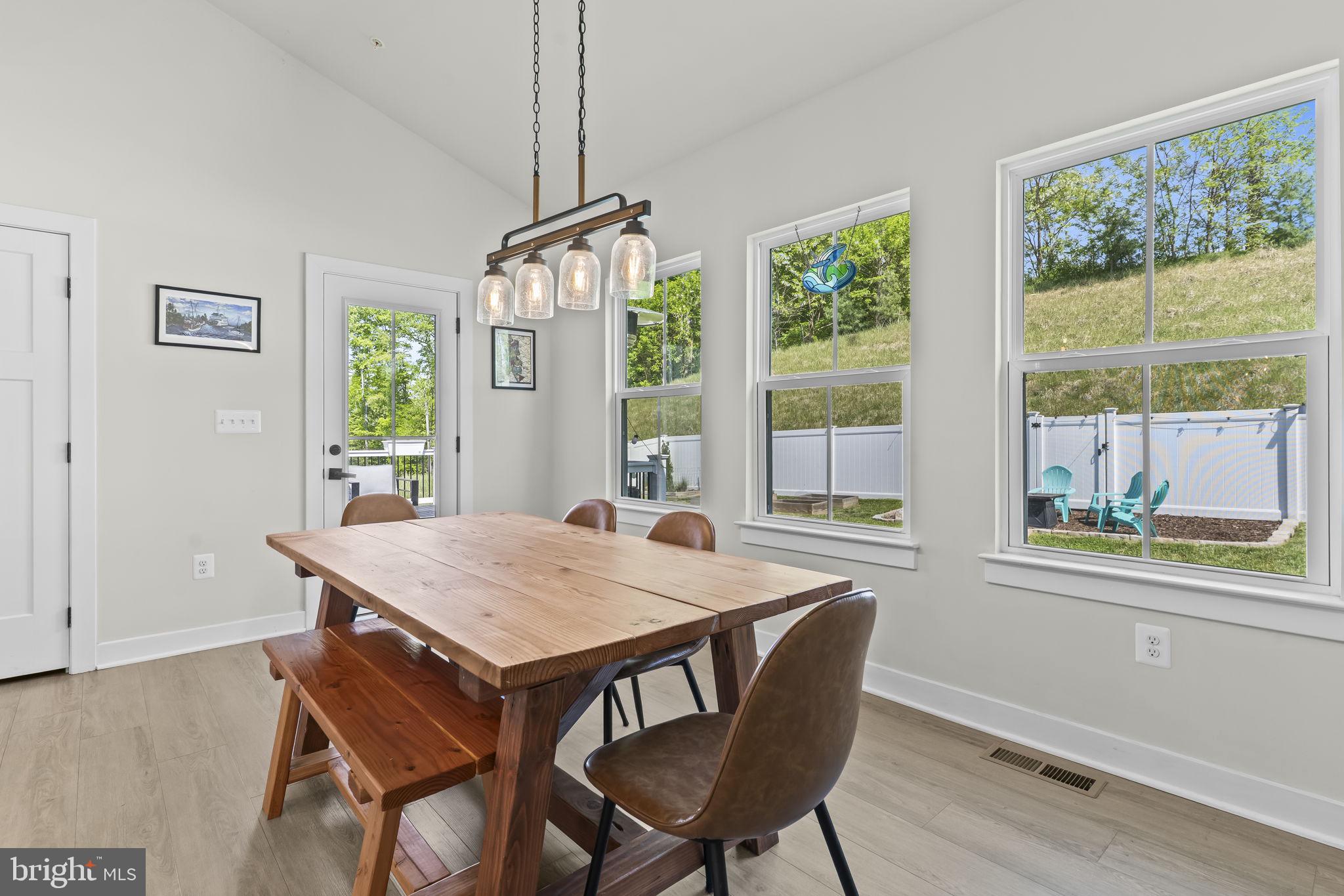 HERITAGE WOODS - Residential