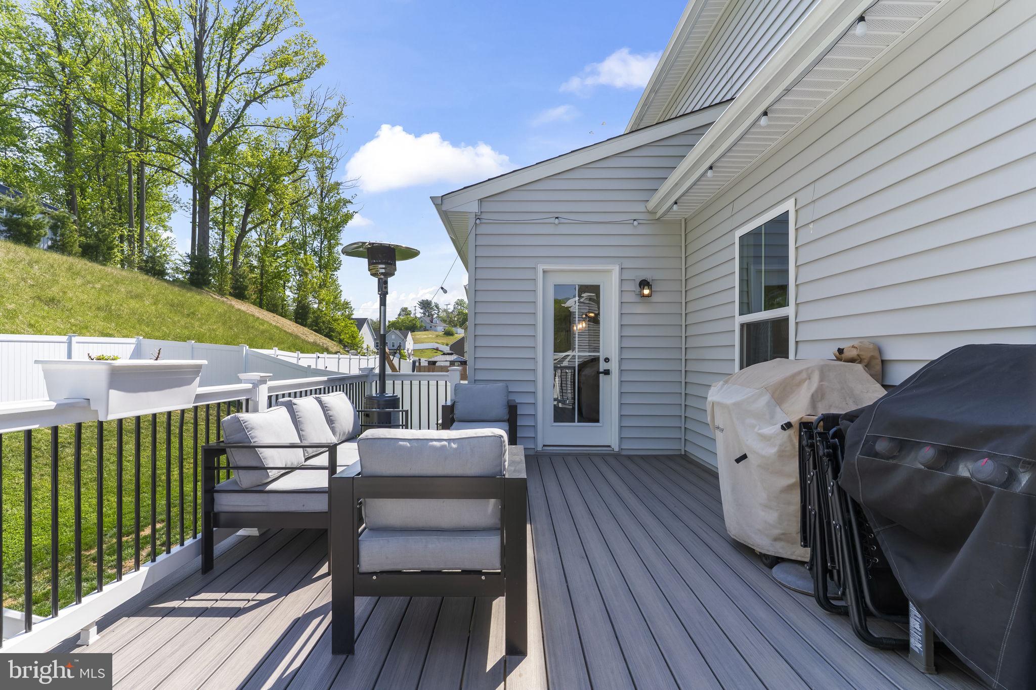 HERITAGE WOODS - Residential