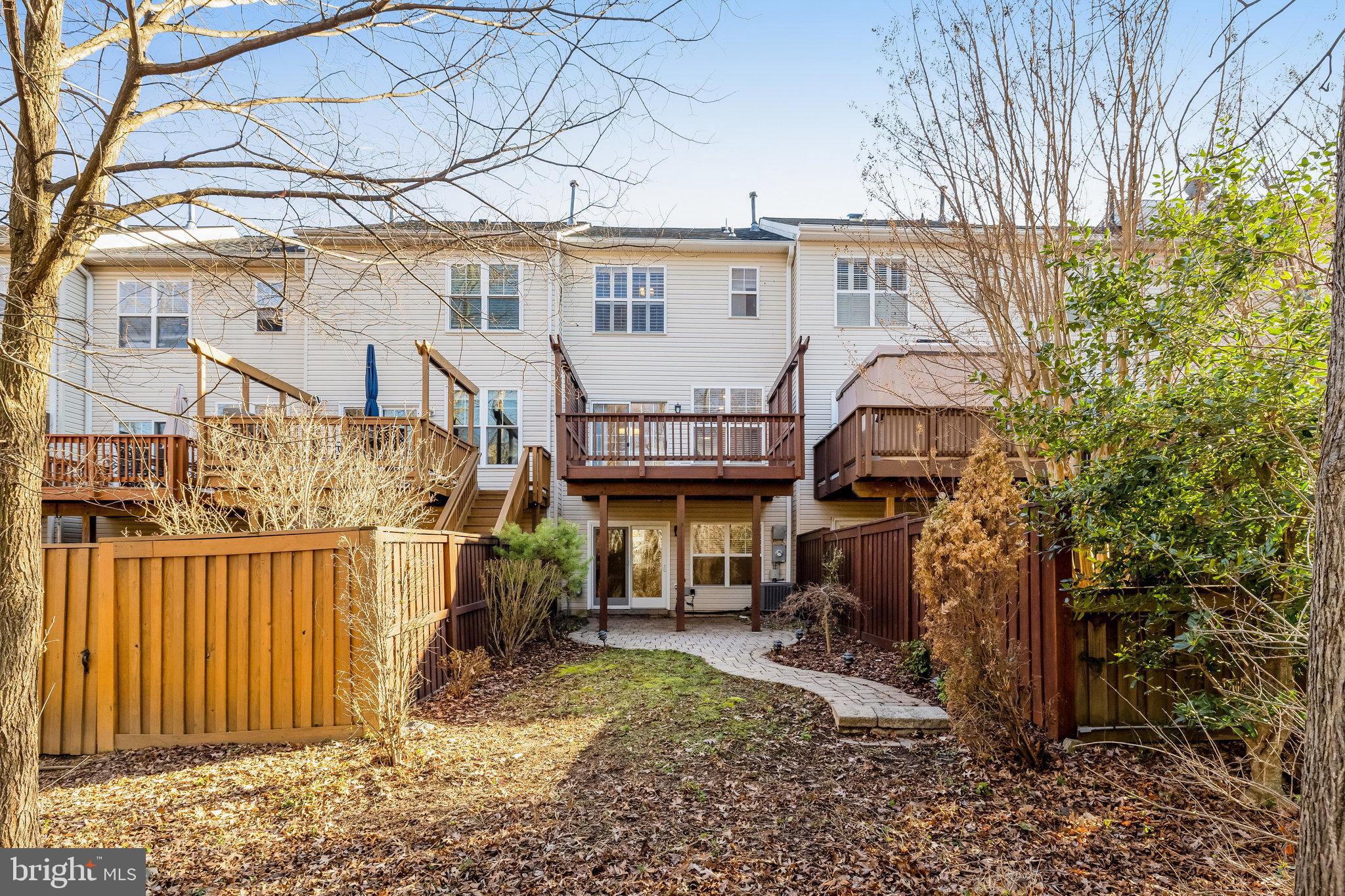 BROADLANDS SOUTH - Residential