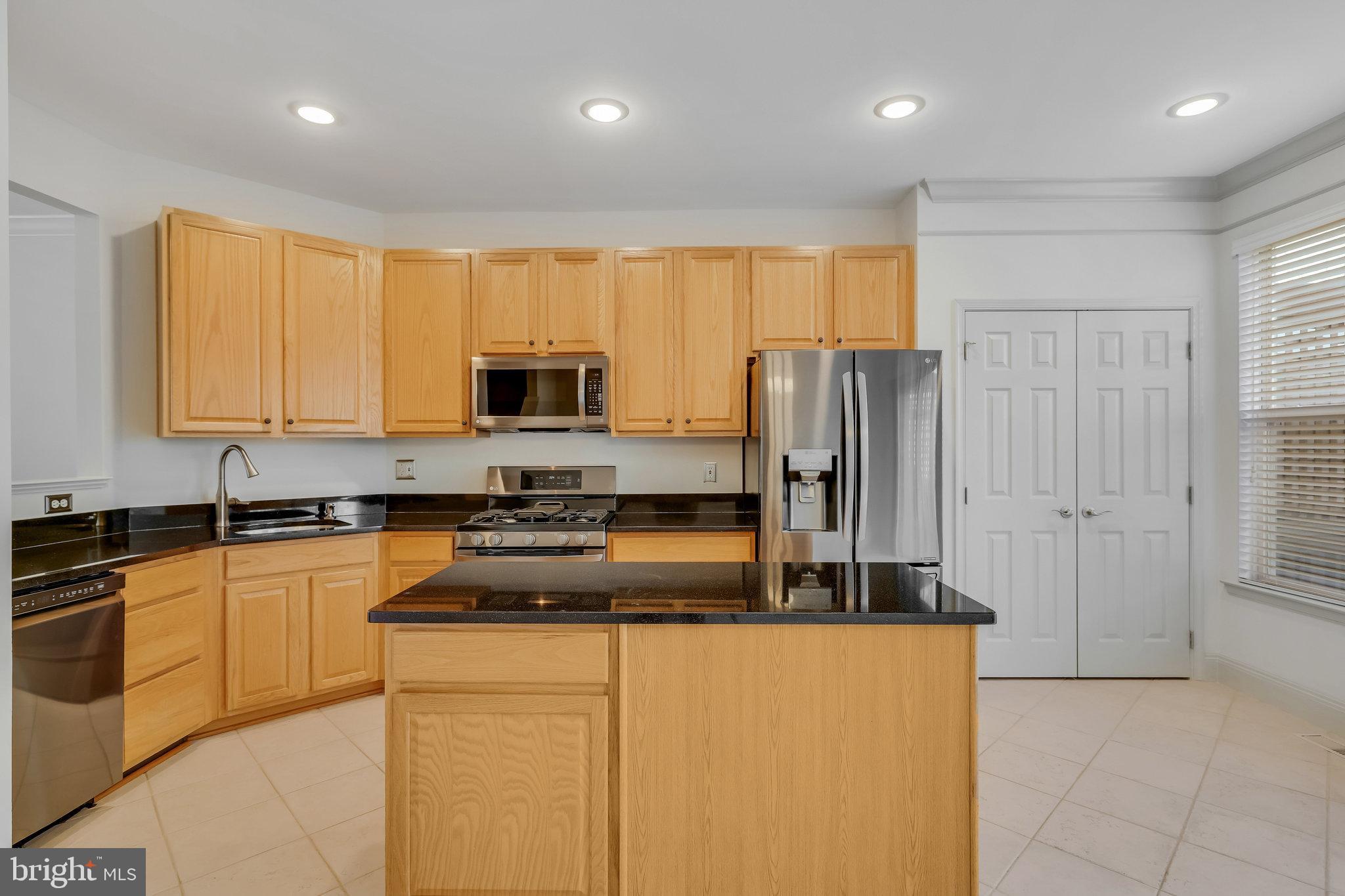 BROADLANDS SOUTH - Residential