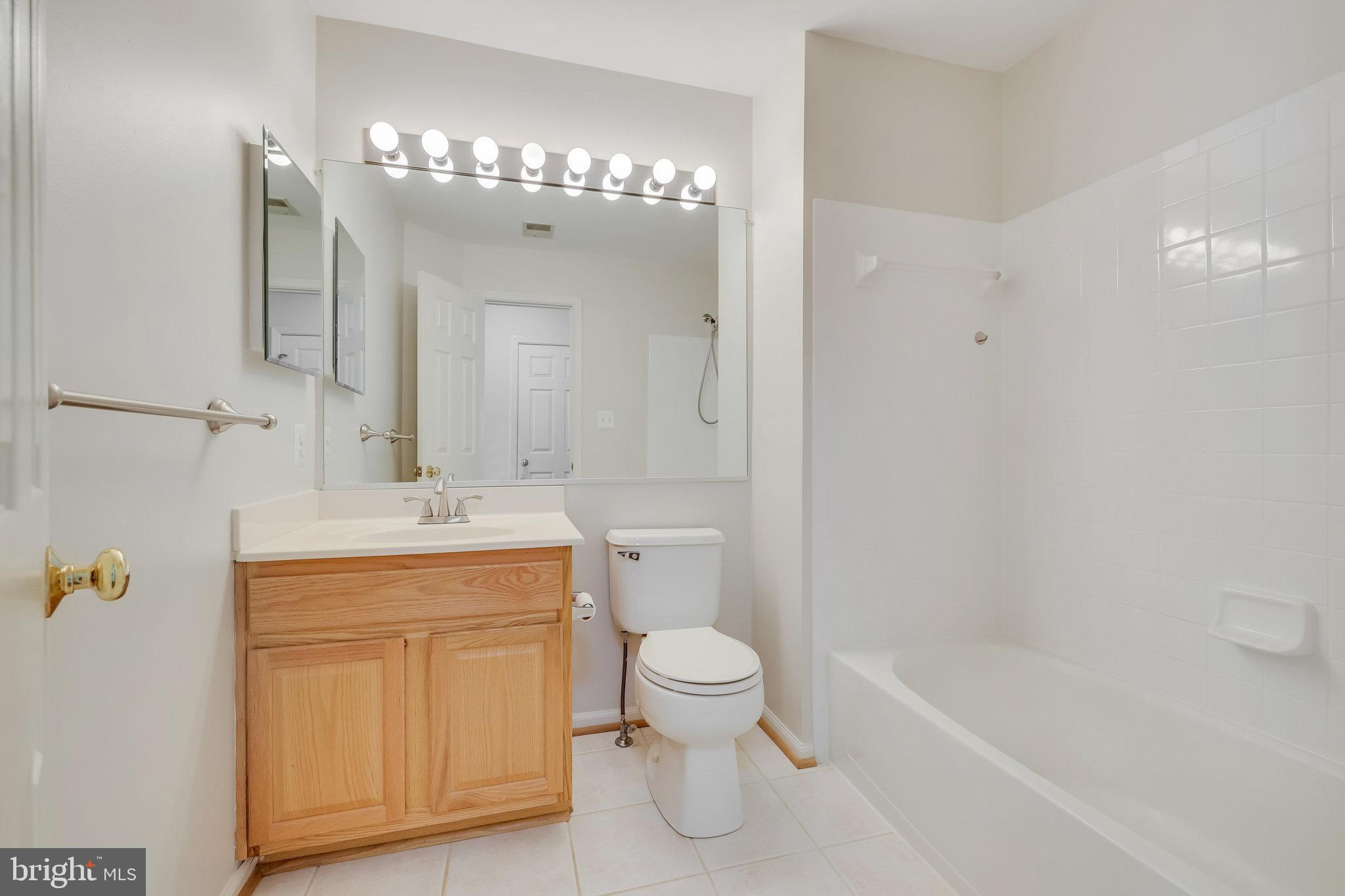 BROADLANDS SOUTH - Residential