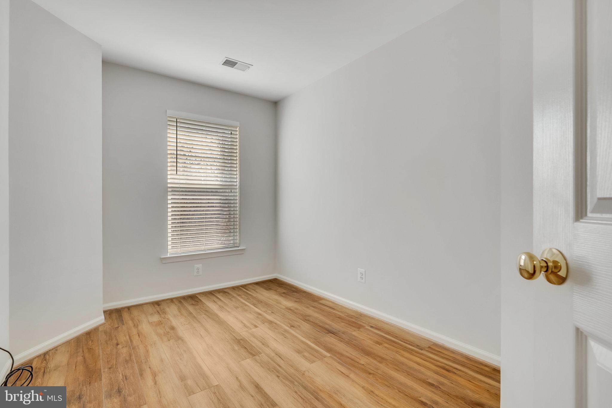 BROADLANDS SOUTH - Residential