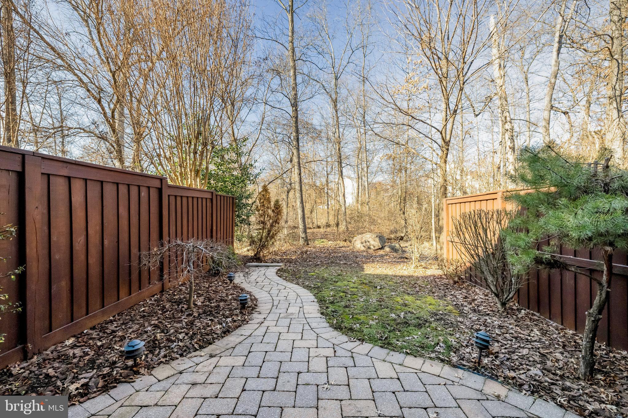 BROADLANDS SOUTH - Residential