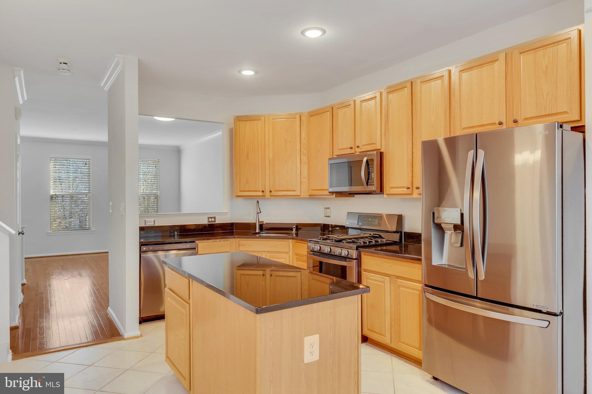 BROADLANDS SOUTH - Residential