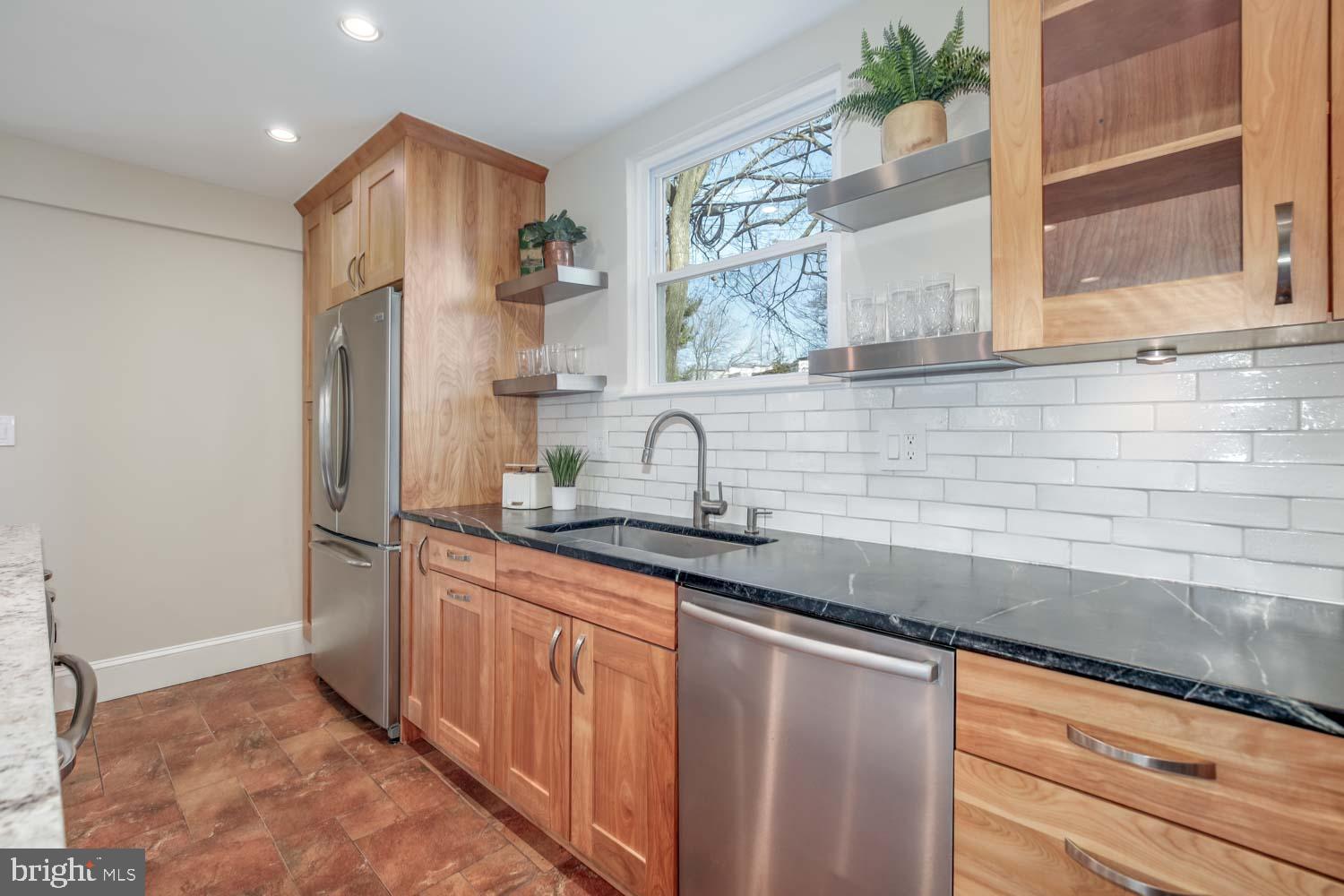 CAPITOL HILL - Residential