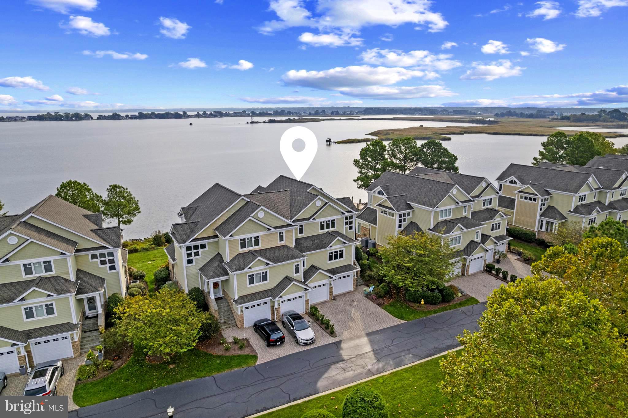 NARROWS POINTE - Residential