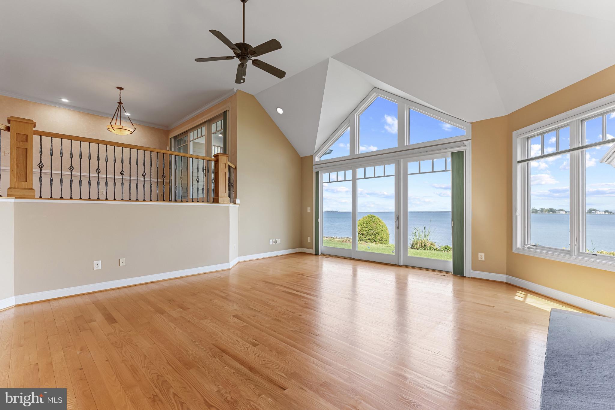 346 NARROWS POINTE DRIVE