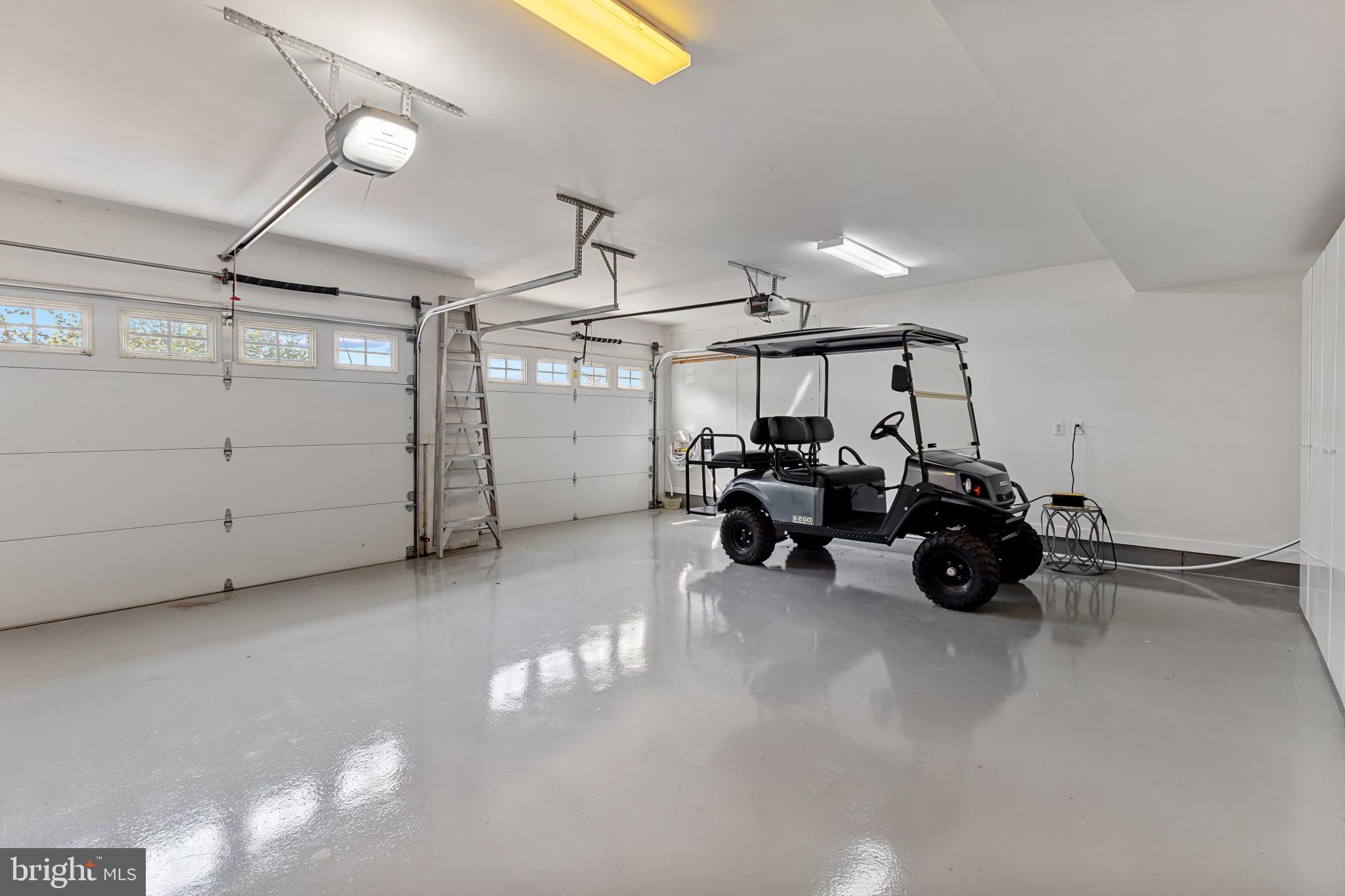 NARROWS POINTE - Residential