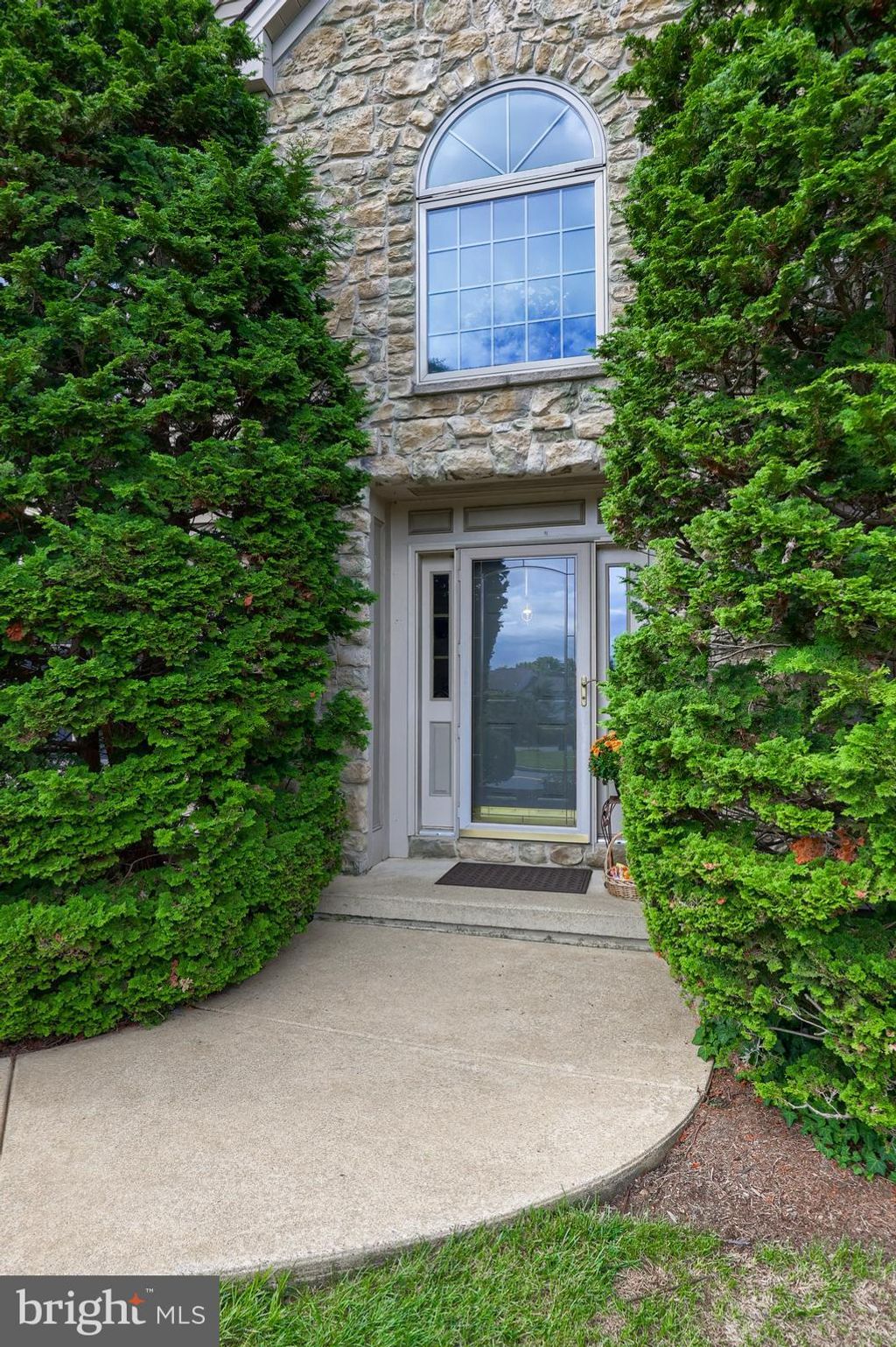 Photo of 1105 Sweetbrier Way, Lancaster, PA 17601 (MLS # PALA2055998)