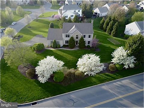 Photo of 1105 Sweetbrier Way, Lancaster, PA 17601 (MLS # PALA2055998)