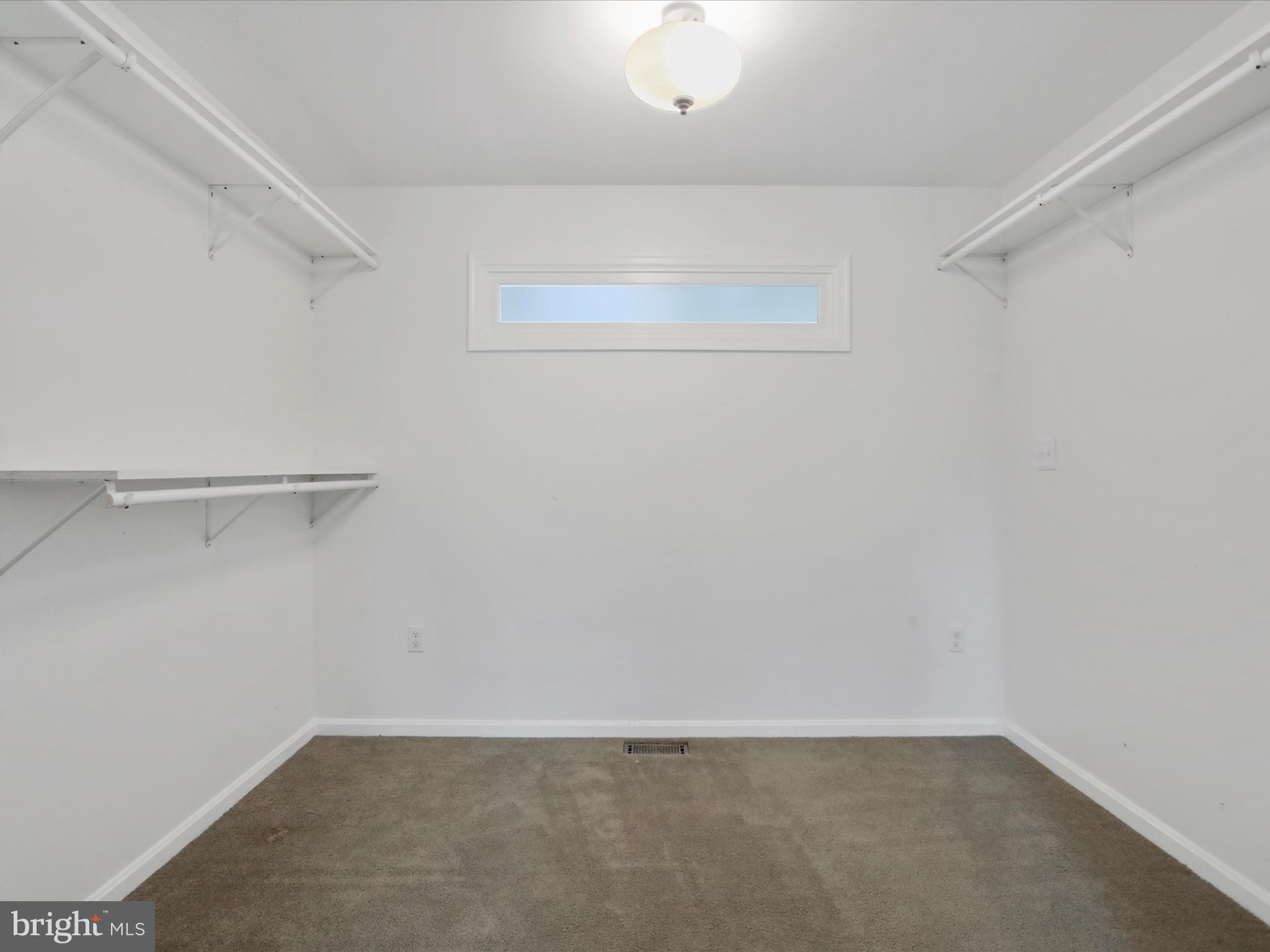 MT WILLIAMS - Residential