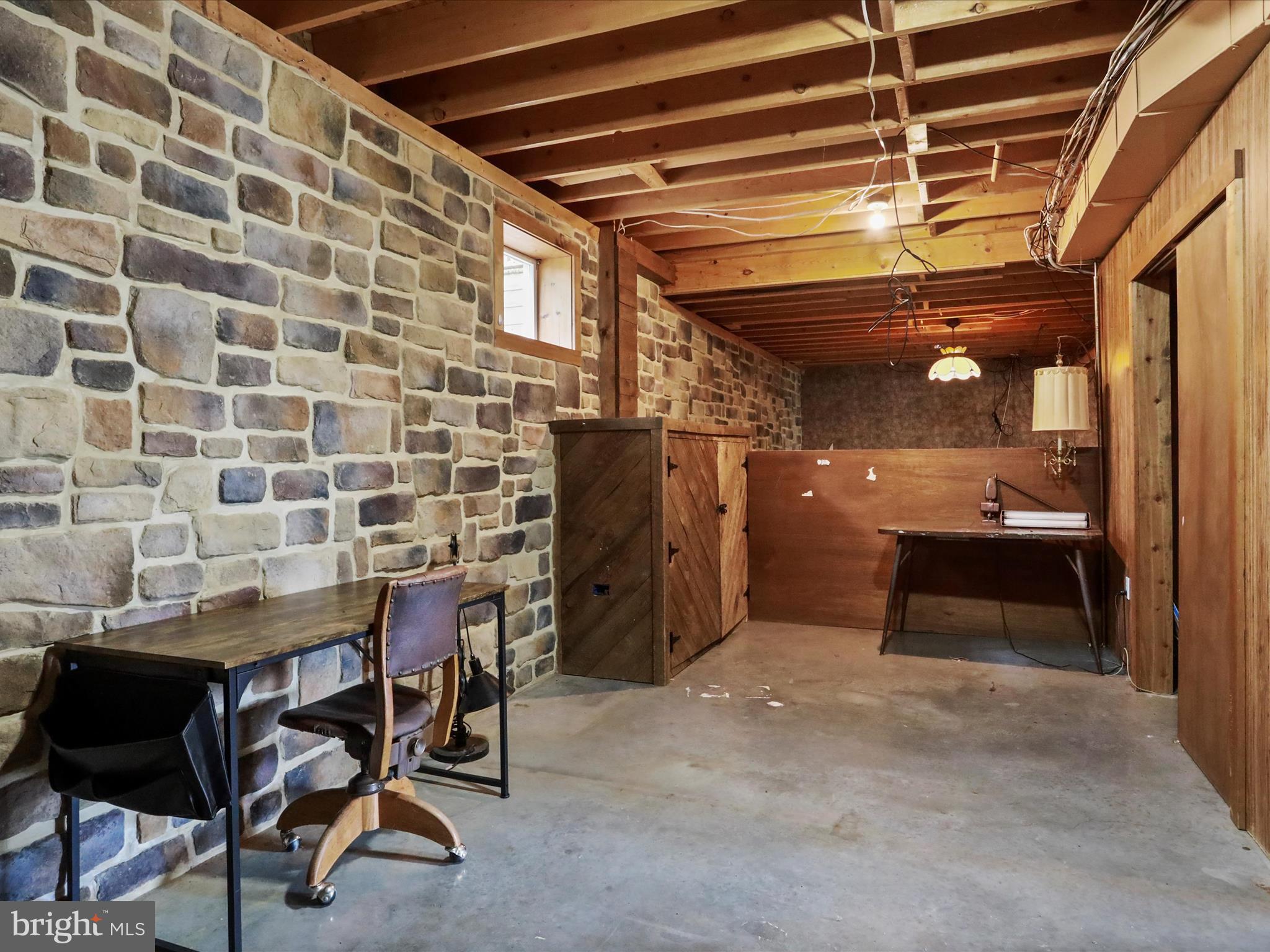 MT WILLIAMS - Residential