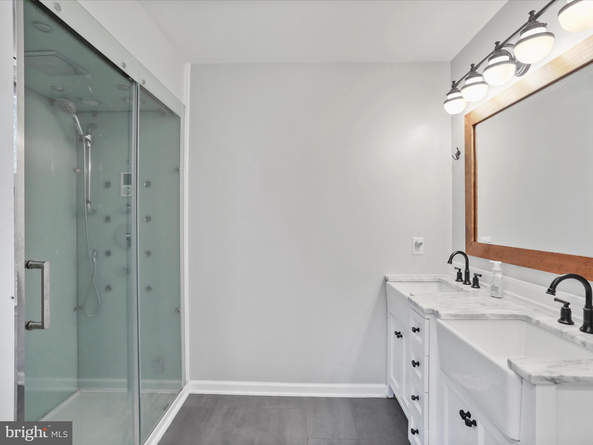 MT WILLIAMS - Residential