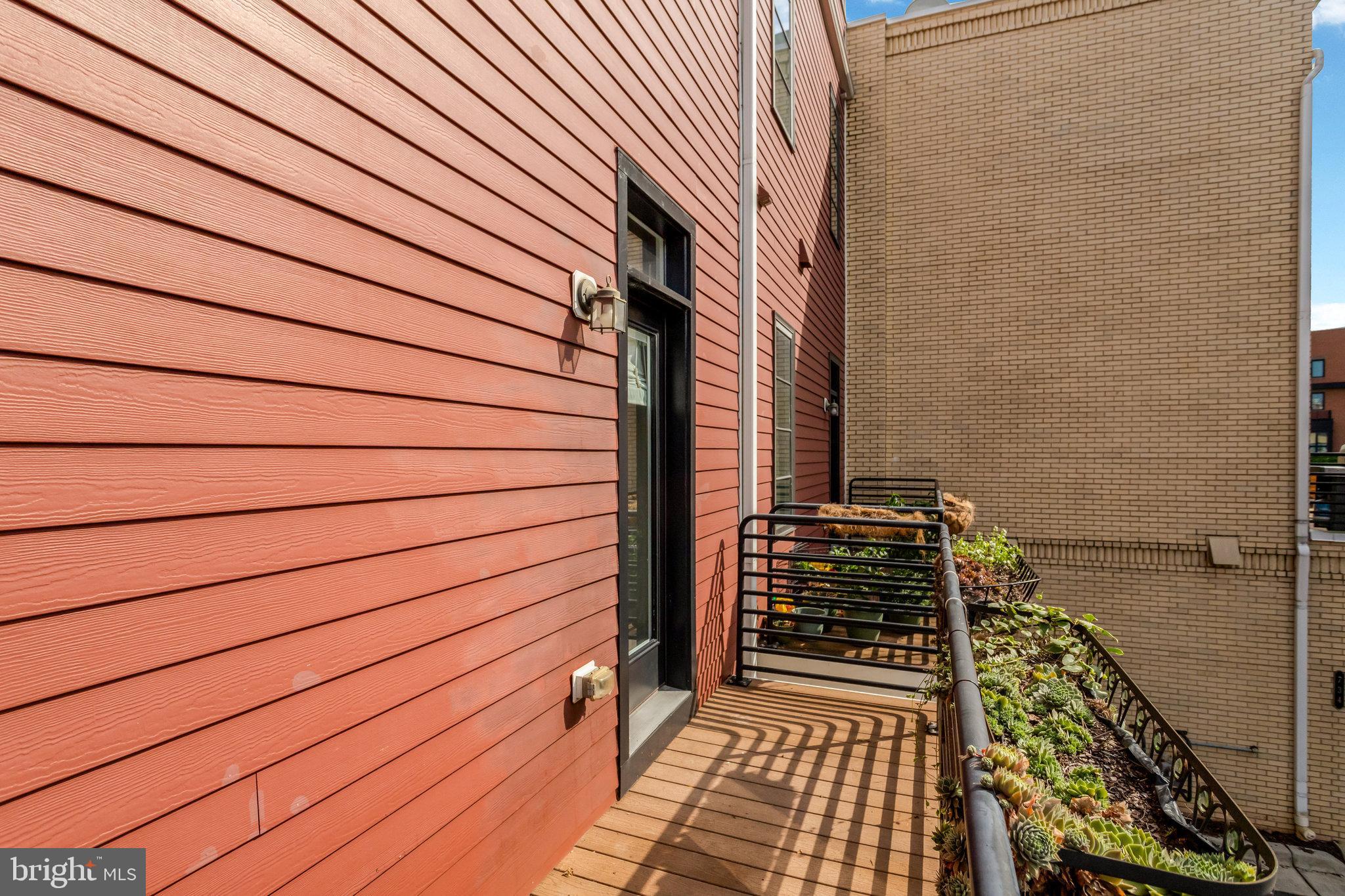 POTOMAC YARD - Residential Lease