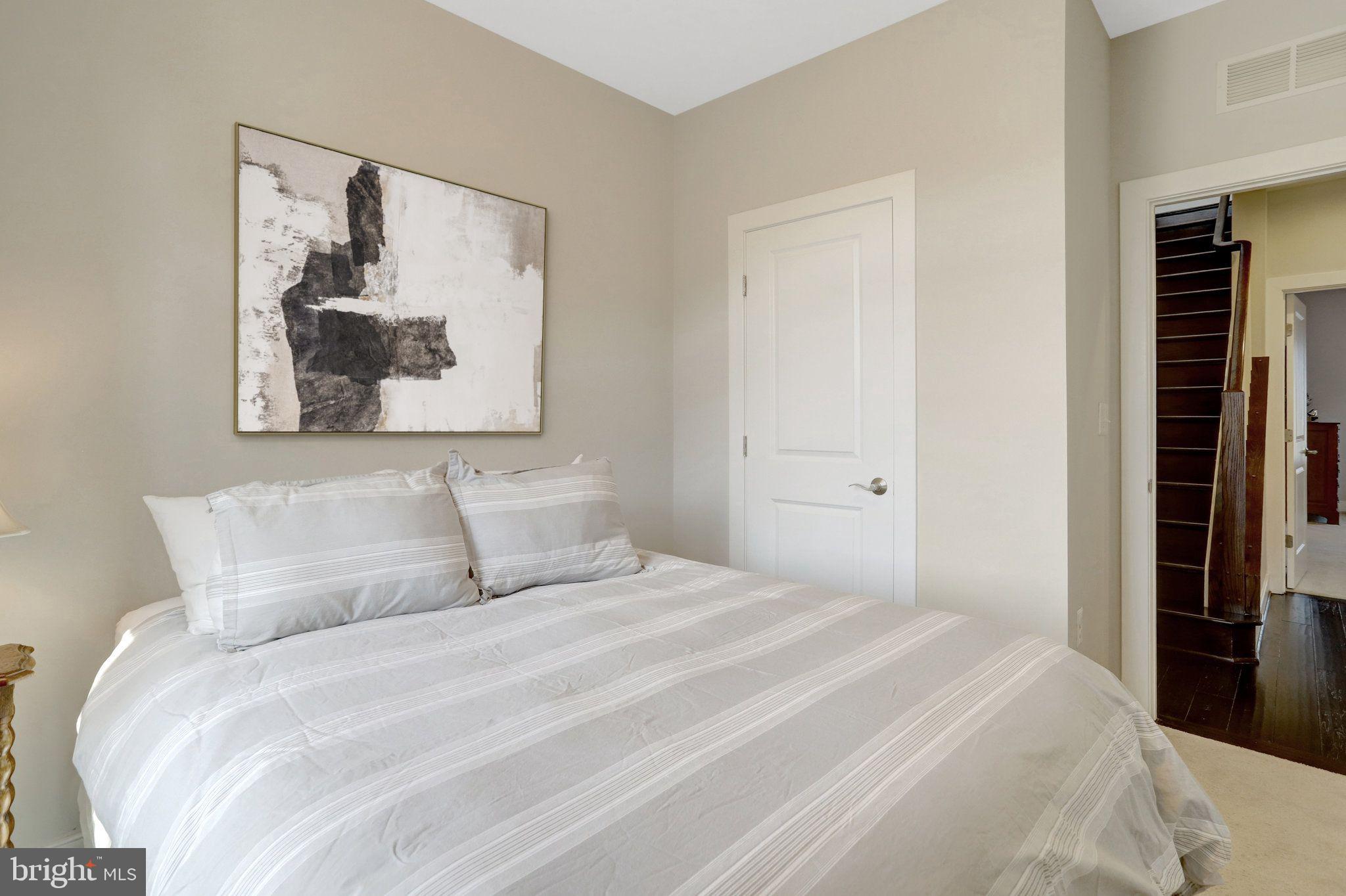 POTOMAC YARD - Residential Lease