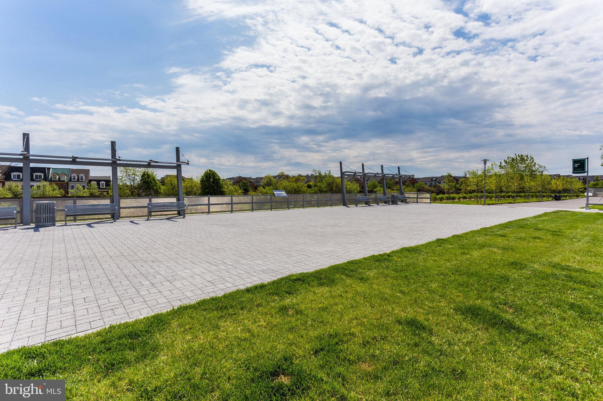 POTOMAC YARD - Residential Lease