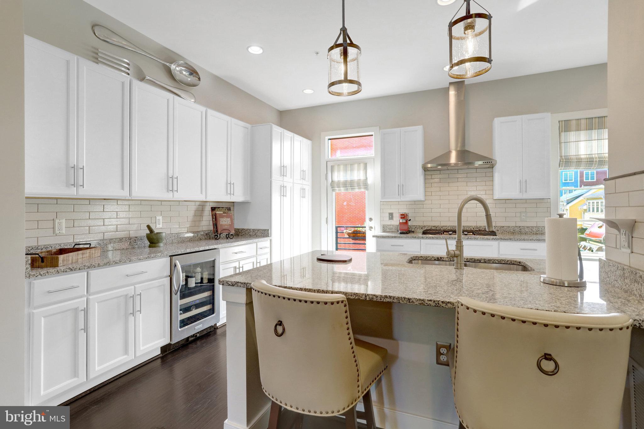 POTOMAC YARD - Residential Lease