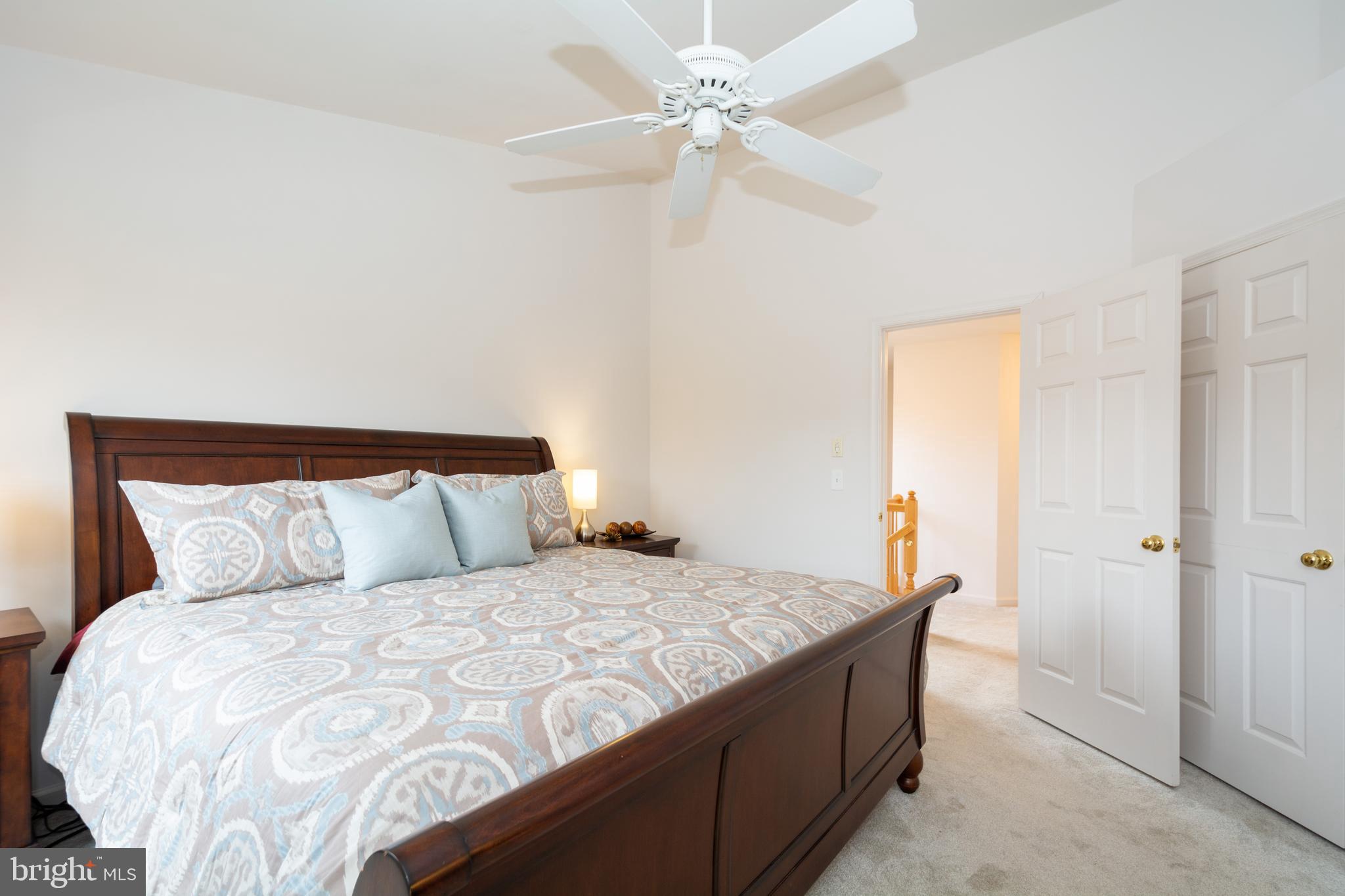 MADRILLON SPRINGS - Residential