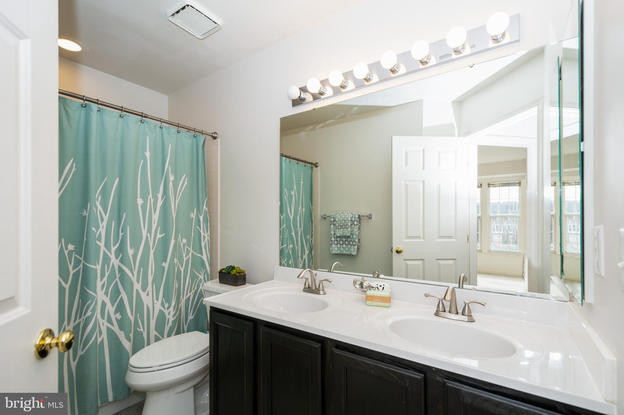 MADRILLON SPRINGS - Residential